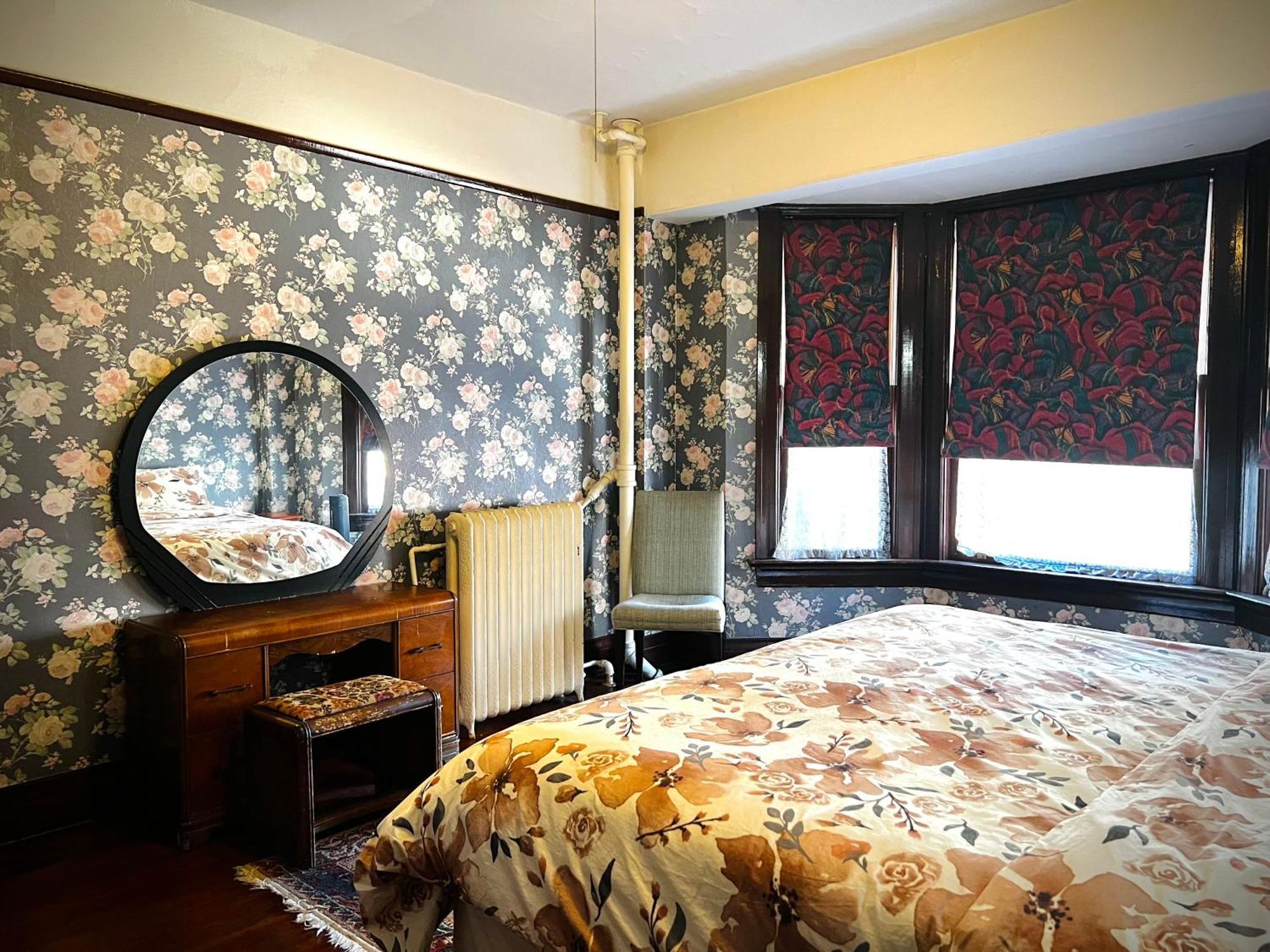 ניו ווסטמינסטר Arundel Mansions Hotel מראה חיצוני תמונה