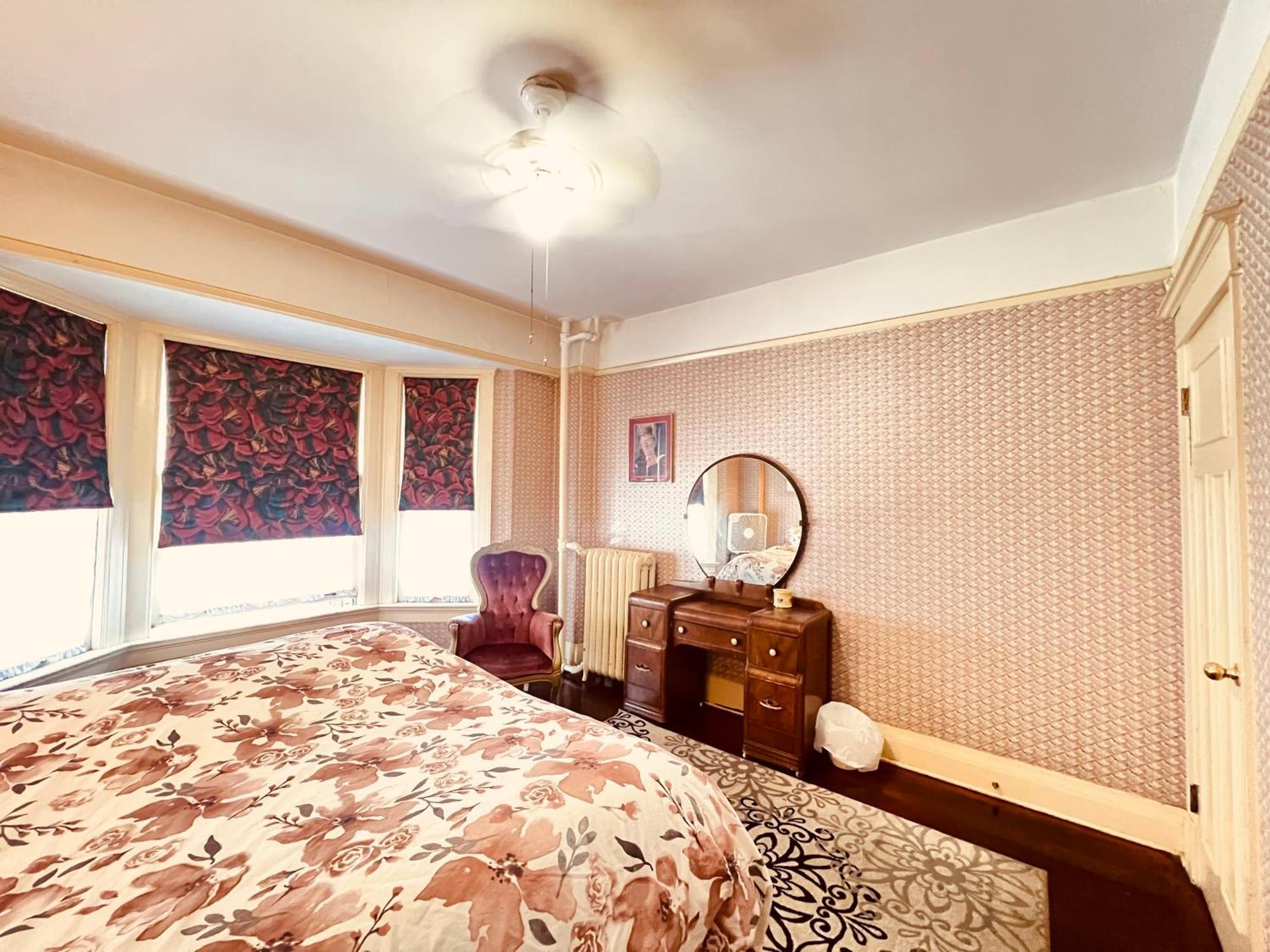 ניו ווסטמינסטר Arundel Mansions Hotel מראה חיצוני תמונה