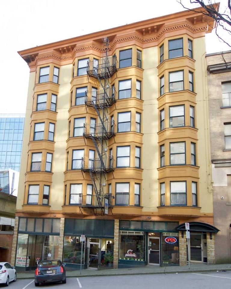 ניו ווסטמינסטר Arundel Mansions Hotel מראה חיצוני תמונה